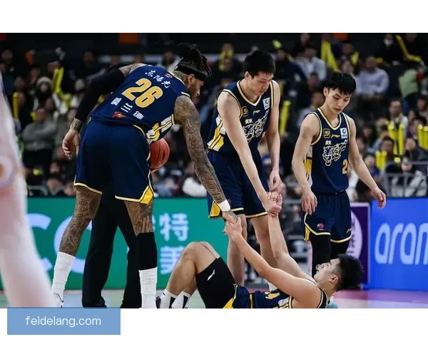 今日广州迎战辽宁强强对话看点十足争夺关键胜利之战焦点较量 今日广州迎战辽宁强强对话看点十足争夺关键胜利之战焦点较量